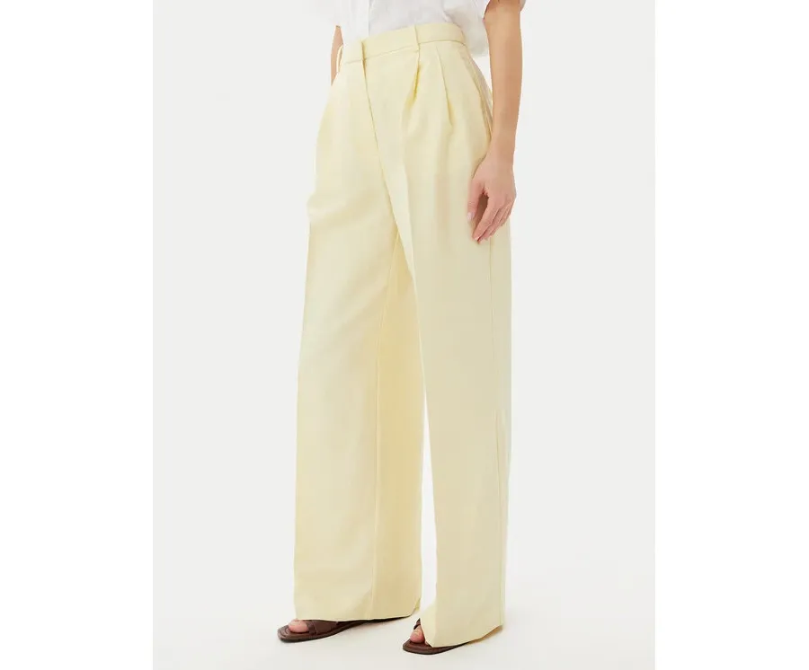 obrazek 1 Tommy Hilfiger Spodnie materiałowe WW0WW45460 Żółty Relaxed Fit