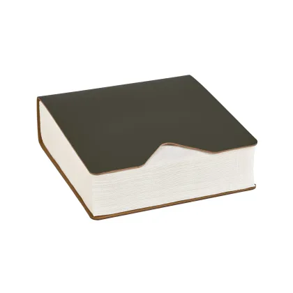 Zdjęcie Stylowy oliwkowy uchwyt na chusteczki 13x13xH3,8 cm wykonany ze skóry