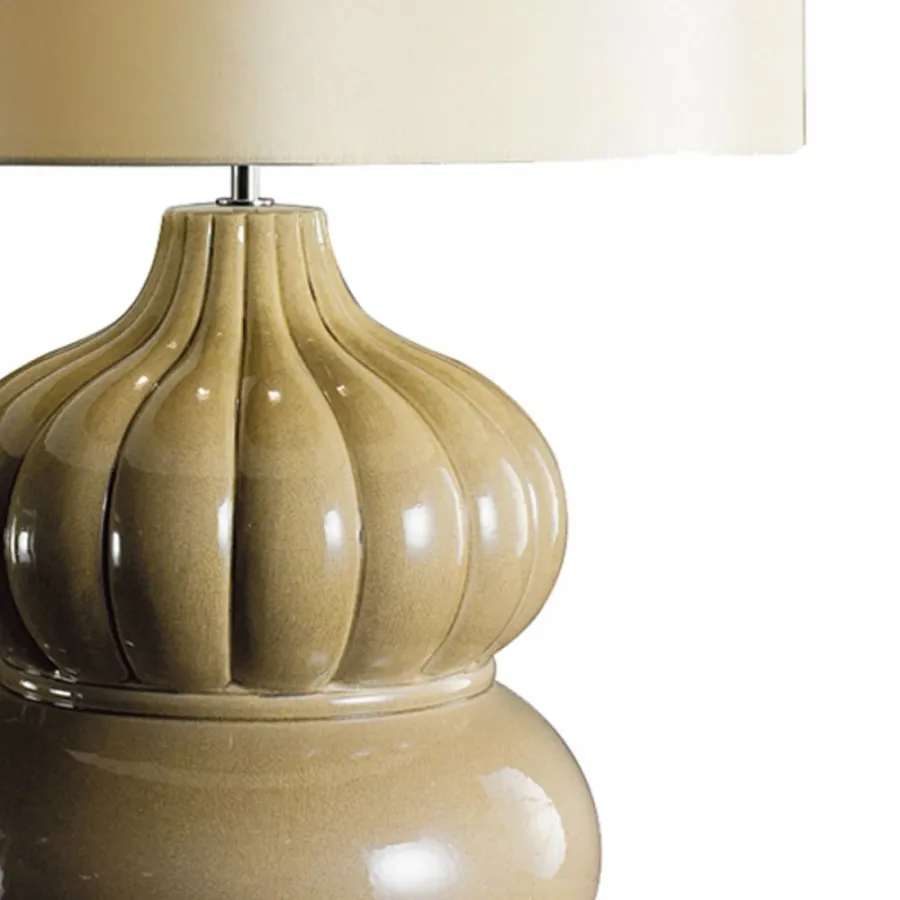 obrazek 2 Ceramiczna lampa stołowa H.31xL.24xP.24 cm