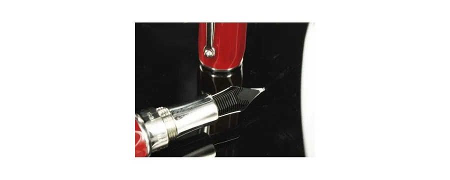obrazek 4 Emblema Red Pióro Wieczne Celluloid Montegrappa