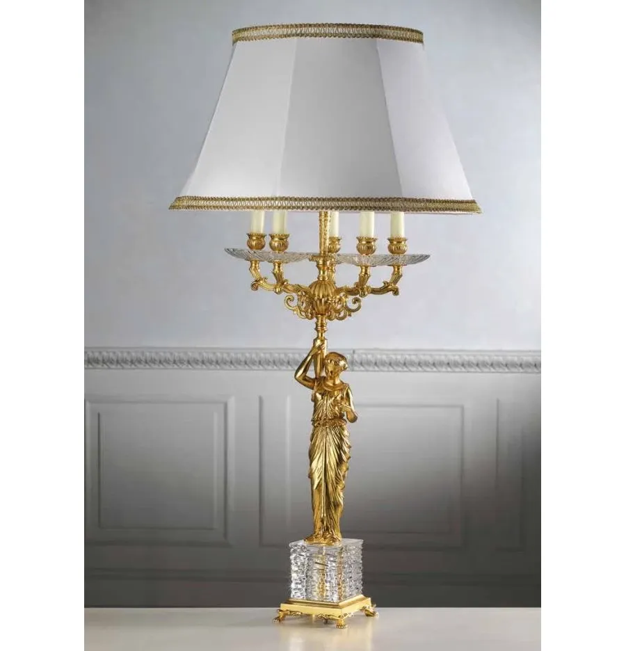 obrazek 1 Piękna lampa stołowa z pozłacanego brązu i kryształu