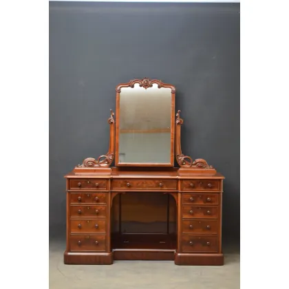 Zdjęcie Toaletka z wiktoriańskiego mahoniu