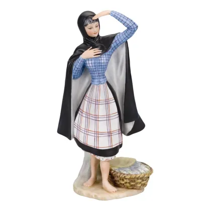 Zdjęcie Porcelanowa figurka kobiety Estremadura z serii „Kostiumy regionalne” - Vista Alegre