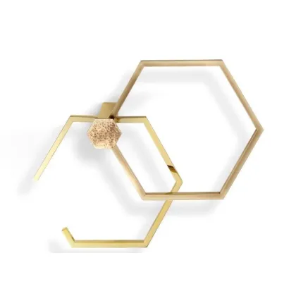 Zdjęcie Wieszak na ręczniki z kolekcji Hexagon z polerowanego mosiądzu o oryginalnym designie - Il Paralume Marina