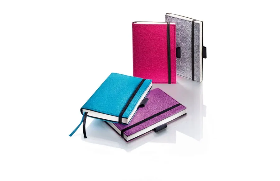 obrazek 3 Oryginalne notesy w miękkich okładkach z kolekcji Felt - Purple Passion