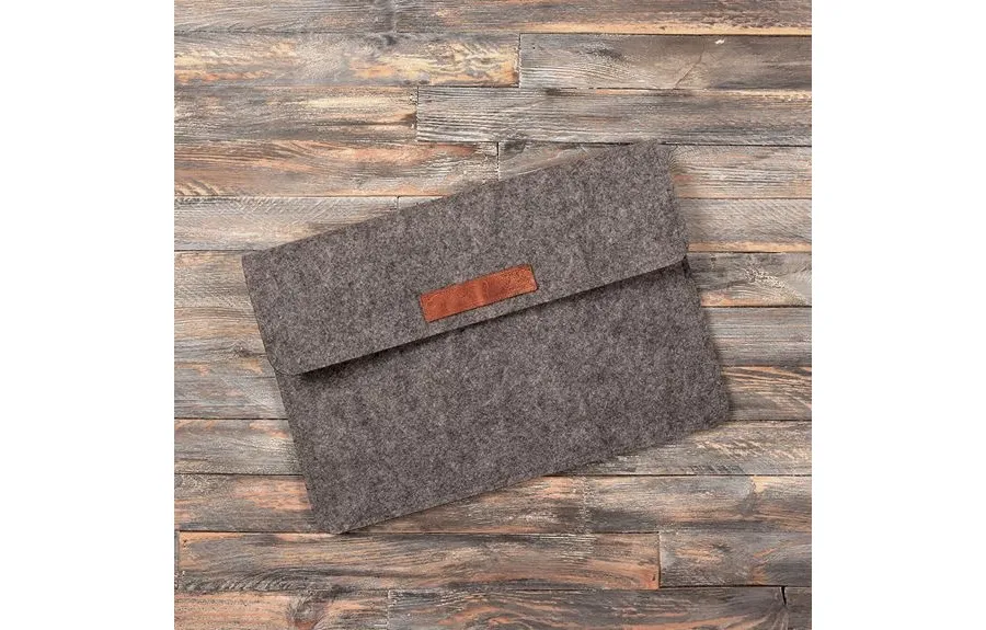 obrazek 4 Elegancka teczka na laptop z dekoracyjnym przeszyciem
