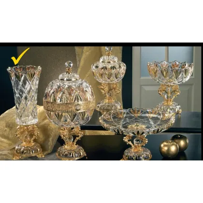 Zdjęcie Śliczny wazon na kwiaty Saturn