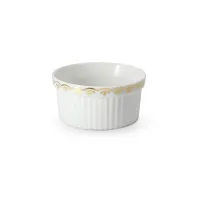 Picture Porcelain baking mold decorated with a delicate gold ornament - Leander