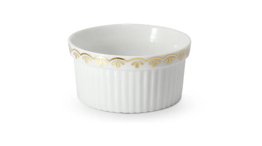 obrazek 1 Foremka do pieczenia z porcelany zdobiona delikatnym złotym ornamentem - Leander