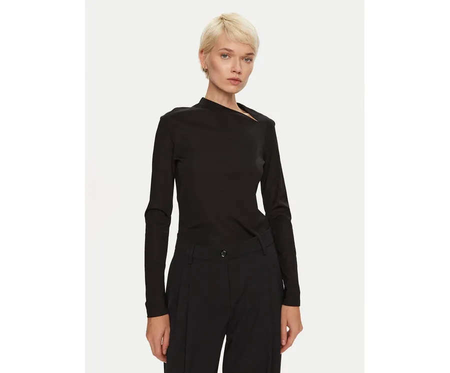 obrazek 1 Lola Casademunt by Maite Bluzka LF2415022.00N Czarny Regular Fit
