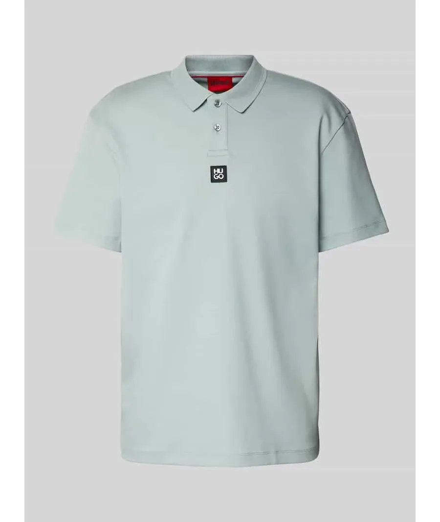 obrazek 1 Koszulka polo o kroju regular fit z naszywką logo model ‘Deabono’