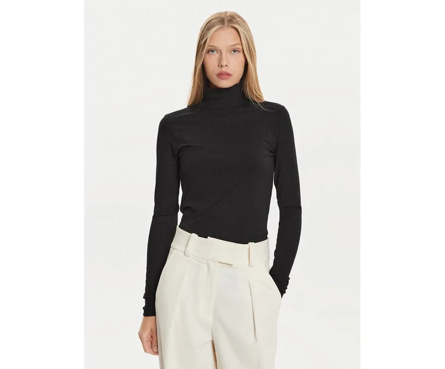 obrazek 1 Calvin Klein Golf K20K207747 Czarny Slim Fit