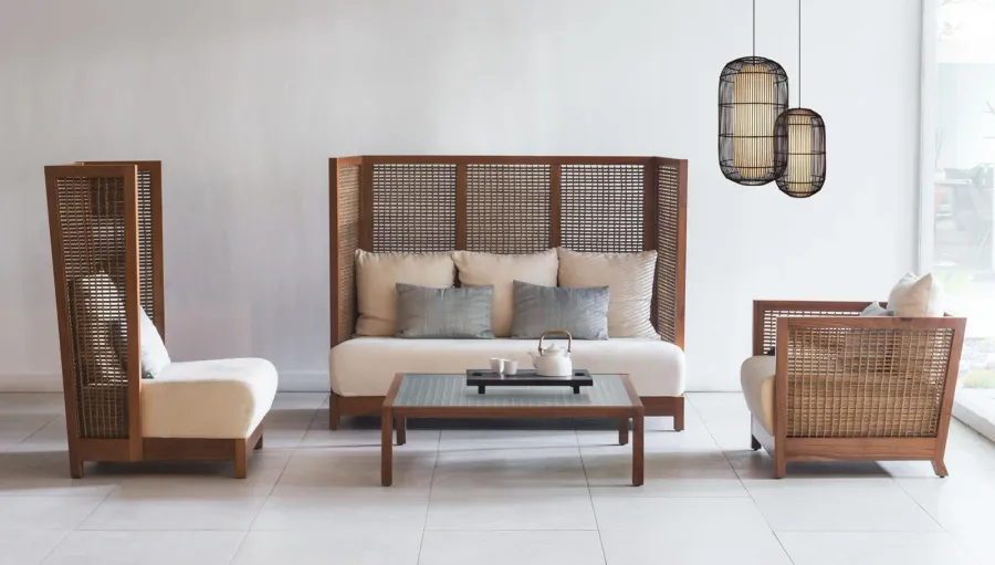 obrazek 2 Nietuzinkowa rattanowa sofa do salonu firmy Kenneth Cobonpue