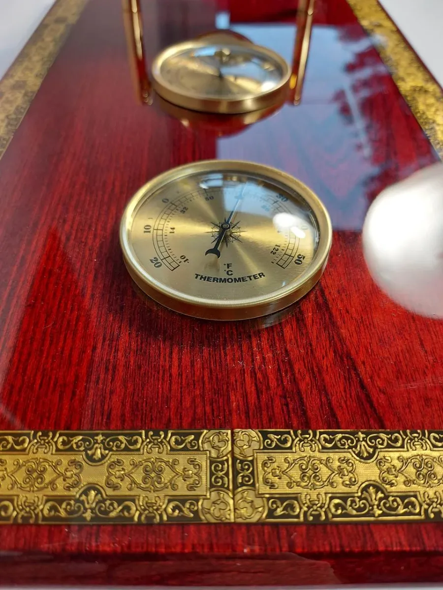 picture 6 Decorative clock Discovery of America