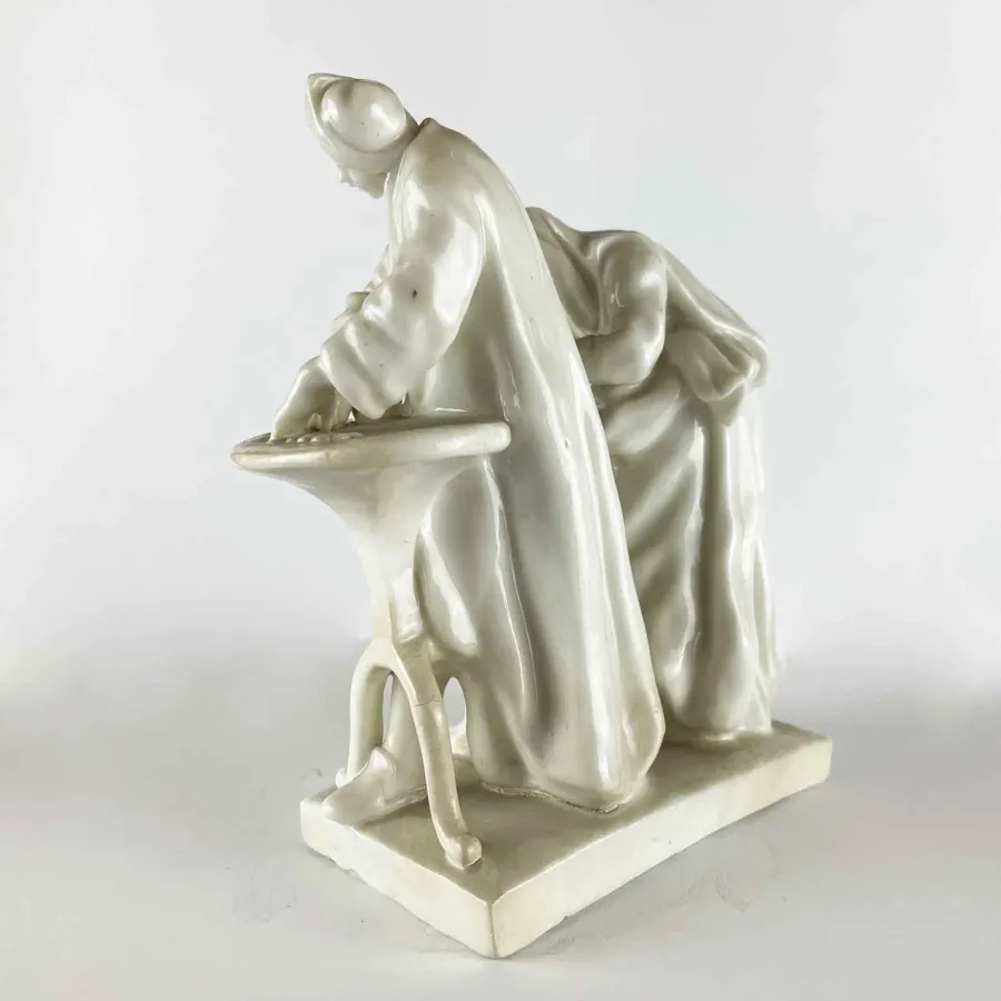 obrazek 4 Porcelanowa rzeźba autorstwa Giuseppe Gricciego z 1750 r.
