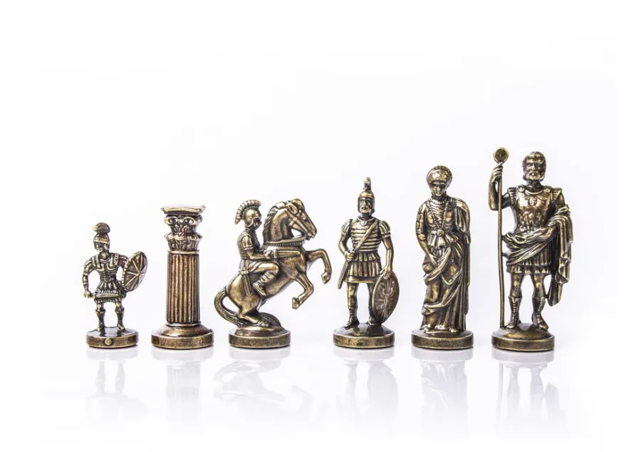 picture 3 Exclusive brass chess pieces – Battle of Corinth 