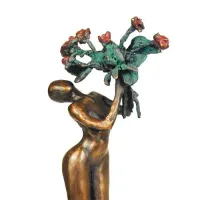 Picture A unique statuette