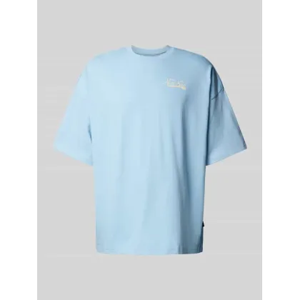 Zdjęcie T-shirt z detalami z logo
