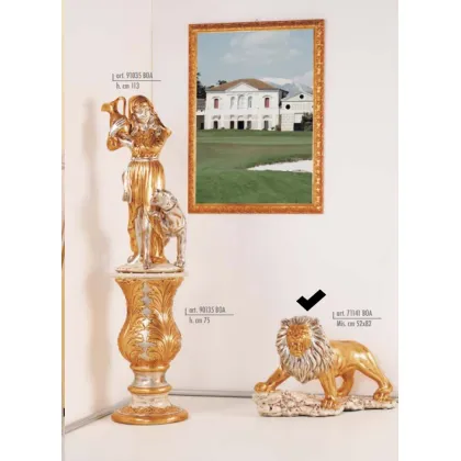 Picture A stately lion on a ceramic rock - Valle d'oro Patchi