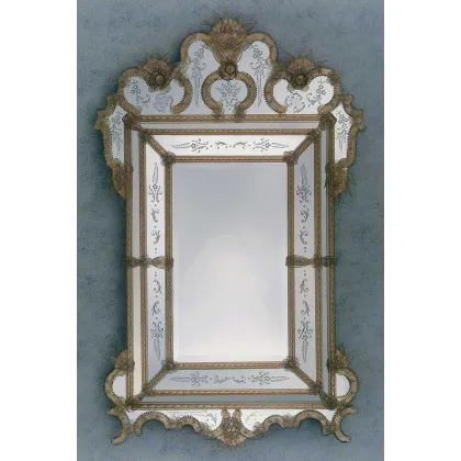 Zdjęcie Stylowe weneckie lustro zrobione ze szkła Murano