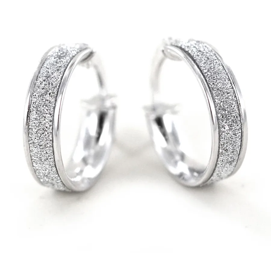 obrazek 3 Damskie kolczyki koła z białego złota z brokatem