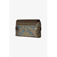 Picture A refined clutch bag for an elegant woman - Terrida