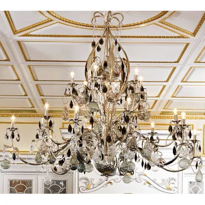 Zdjęcie Urokliwy żyrandol do prestiżowych wnętrz - Euro Lamp Art