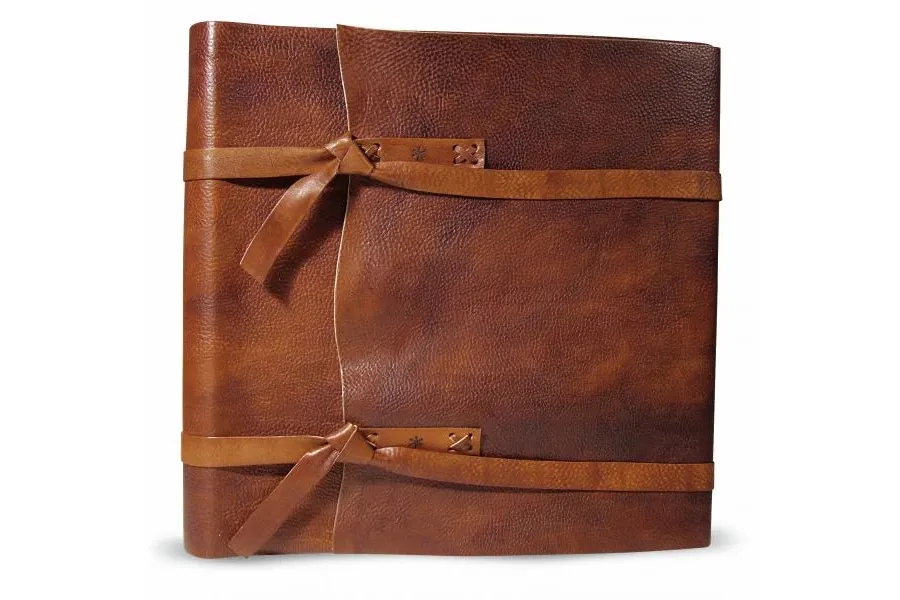 picture 1 Leonardo hand crafted leather photo album