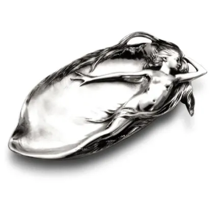 Zdjęcie Wyjątkowa podstawka na biżuterię - piękna nimfa