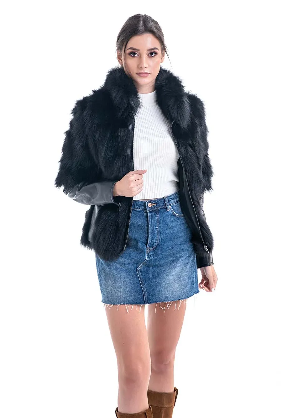 picture 1 Elegant women's fox jacket - A&A Vesa