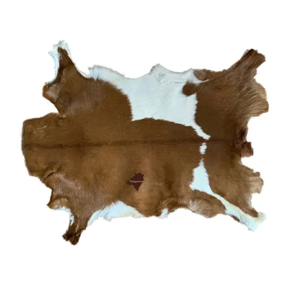 Zdjęcie Dywan ze skóry w stylu nowoczesnym - 93x70 cm