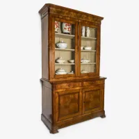 Zdjęcie Kredens z dwudrzwiową nadstawką mahoniową z dwiema szufladami pochodzenia francuskiego