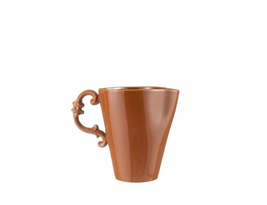 picture 3 Classic big jug with the handle on stylish tables