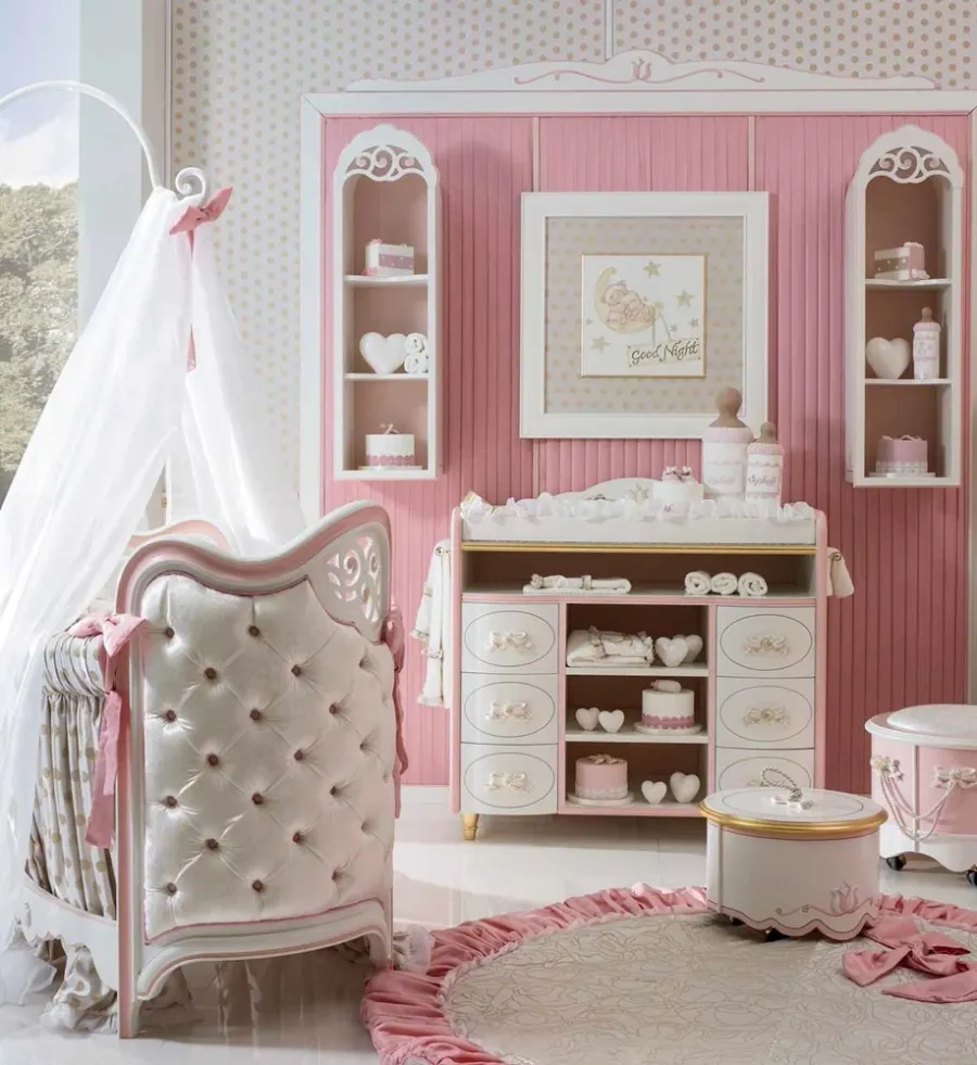 picture 1 Luxurious pink room for an infant - Ebanisteria Bacci