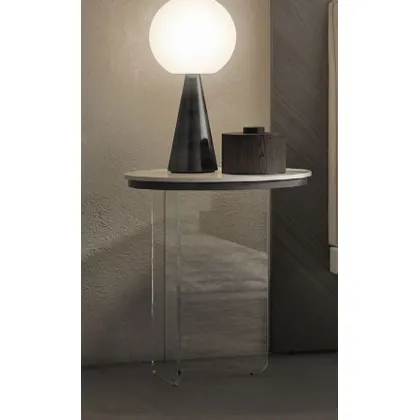 Zdjęcie Piękny nowoczesny stolik nocny z Włoch