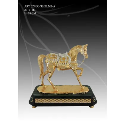 Zdjęcie Nietypowa figura konia włoskiego producenta