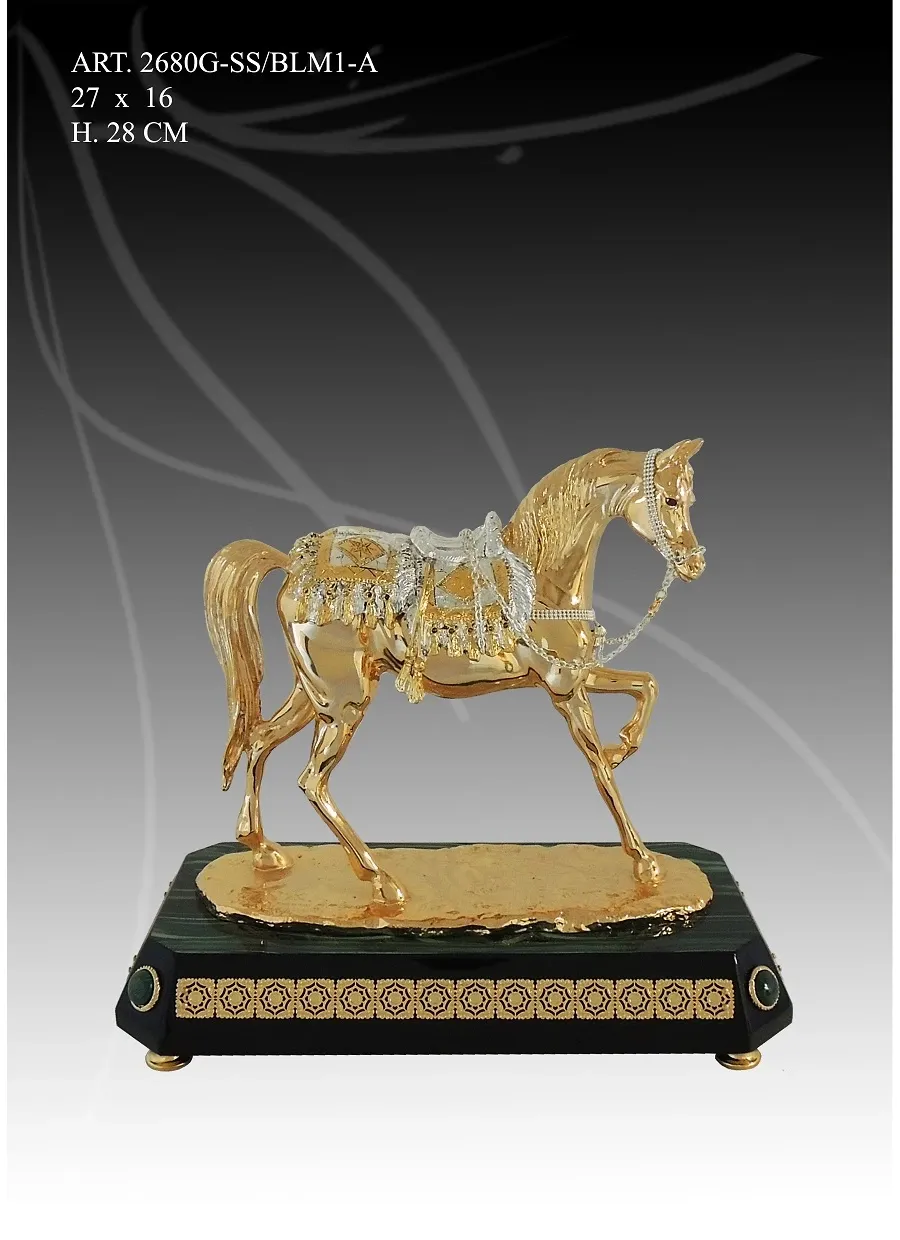 obrazek 1 Nietypowa figura konia włoskiego producenta