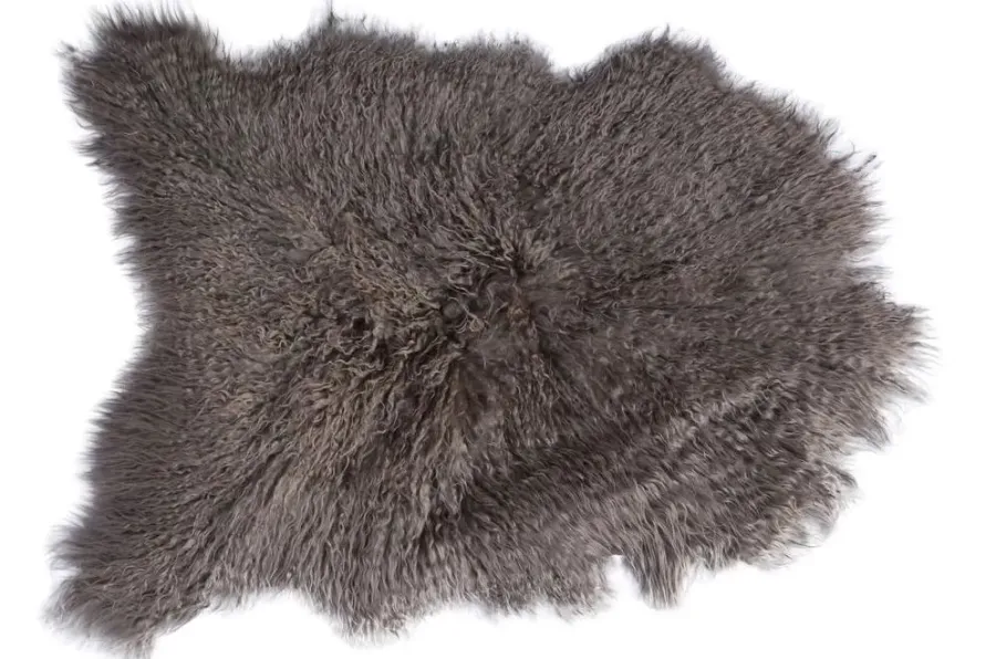 obrazek 1 Dywan ze skóry koziej Angora do salonu - 91x72 cm
