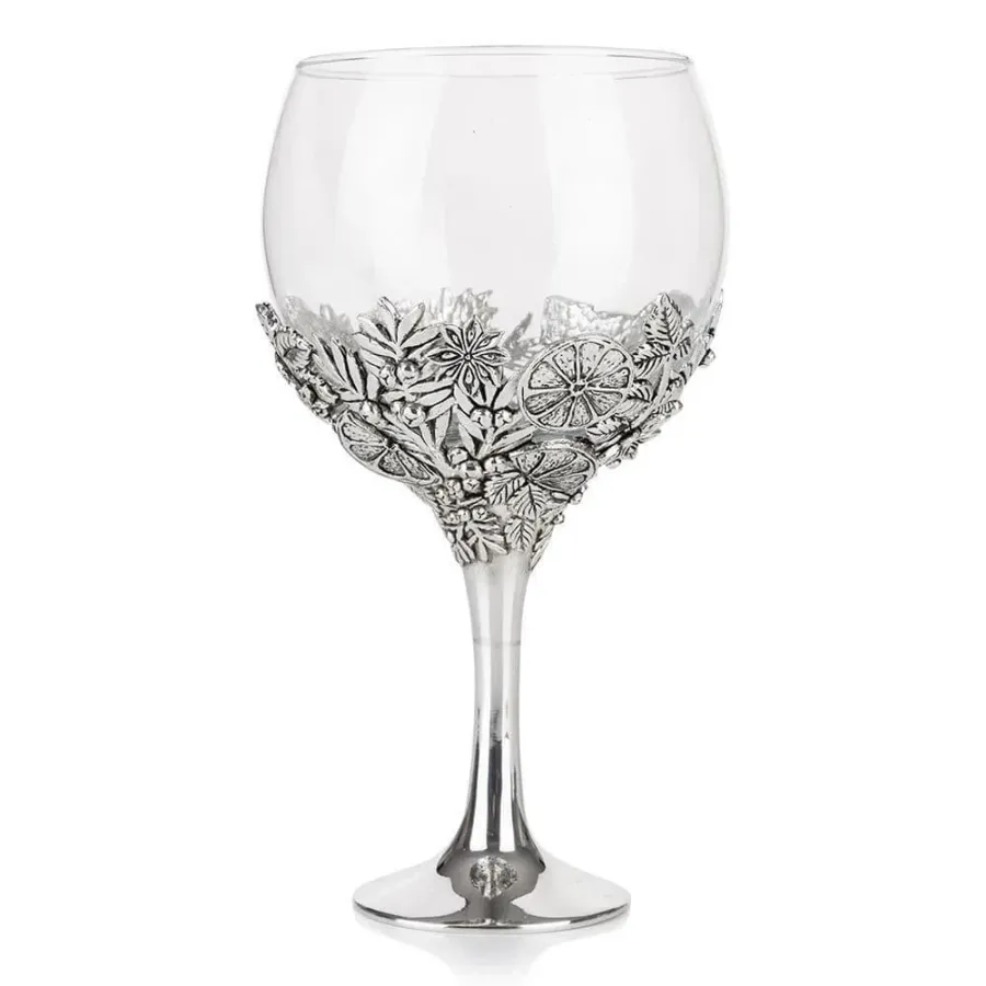 obrazek 1 Stylowy kieliszek do ginu zdobiony roślinnym ornamentem z pewteru – niepowtarzalny prezent