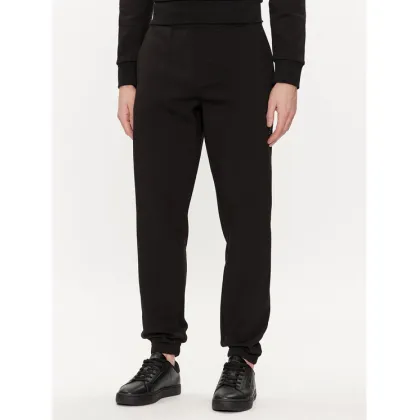 Zdjęcie Calvin Klein Spodnie dresowe Color Embossed Logo K10K112688 Czarny Regular Fit