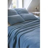 Picture Blue cotton bedspread from the Matera collection