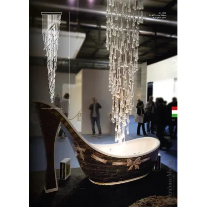 Zdjęcie Piękny żyrandol kaskadowy z przezroczystymi elementami ze szkła Murano „Drop” - Il Paralume Marina