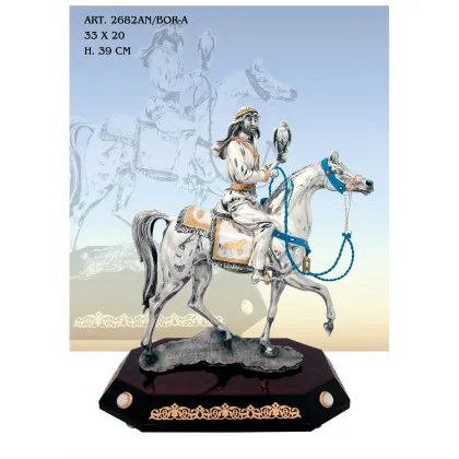 Zdjęcie Piękna figura jeźdzca na koniu