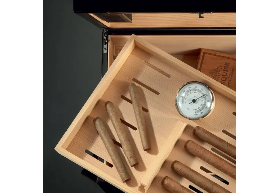 obrazek 4 Humidor higrometrem i nawilżaczami na 100 cygar - Agresti