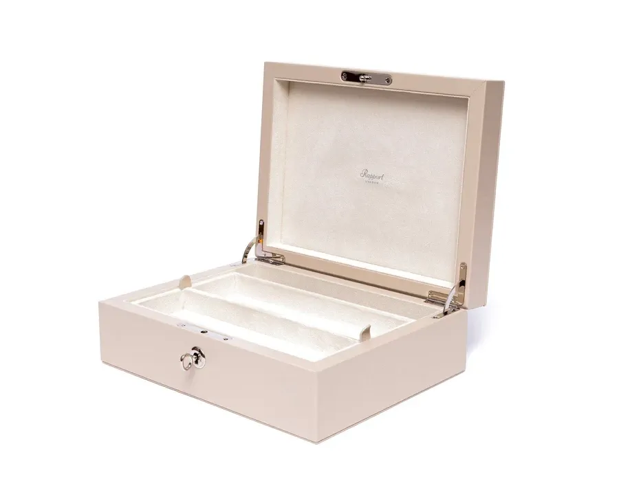 obrazek 4 Beżowe pudełko na biżuterię