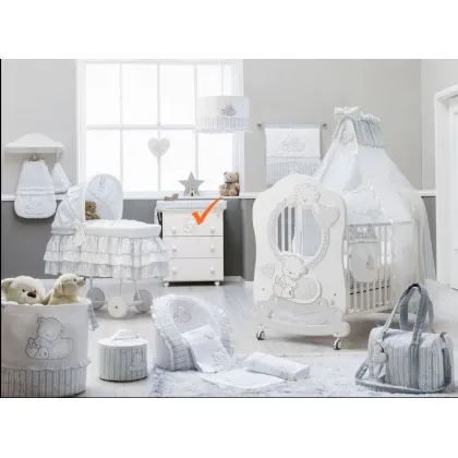 Zdjęcie Biała włoska komoda dla niemowlaków - Italbaby