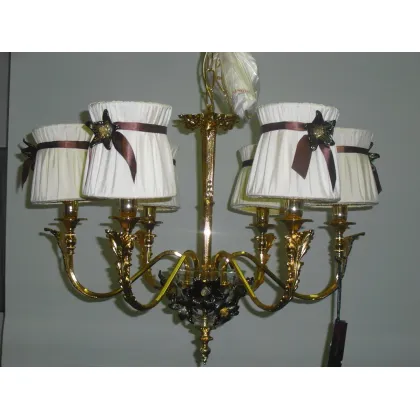 Zdjęcie Żyrandol z sześcioma lampami z odlewanego mosiądzu z kwiatami ze szkła Murano - Il Paralume Marina