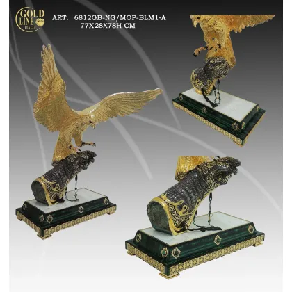 Zdjęcie Figura odlatującego orła z włoch