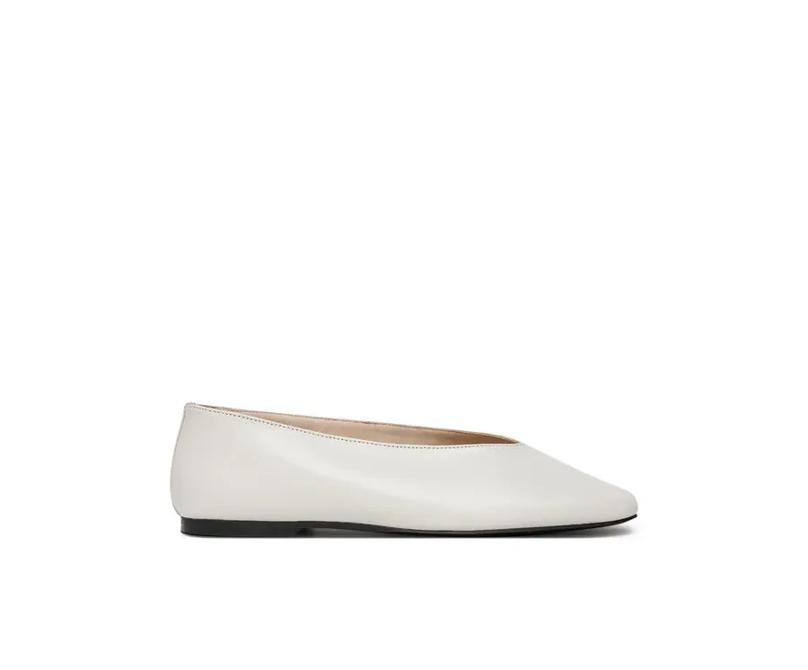 obrazek 1 Calvin Klein Baleriny HW0HW02441 Beżowy
