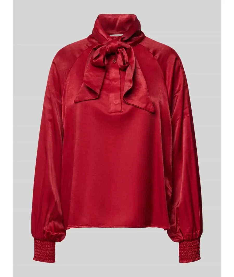 obrazek 1 Bluzka o kroju regular fit z mieszanki wiskozy model ‘Estelle’